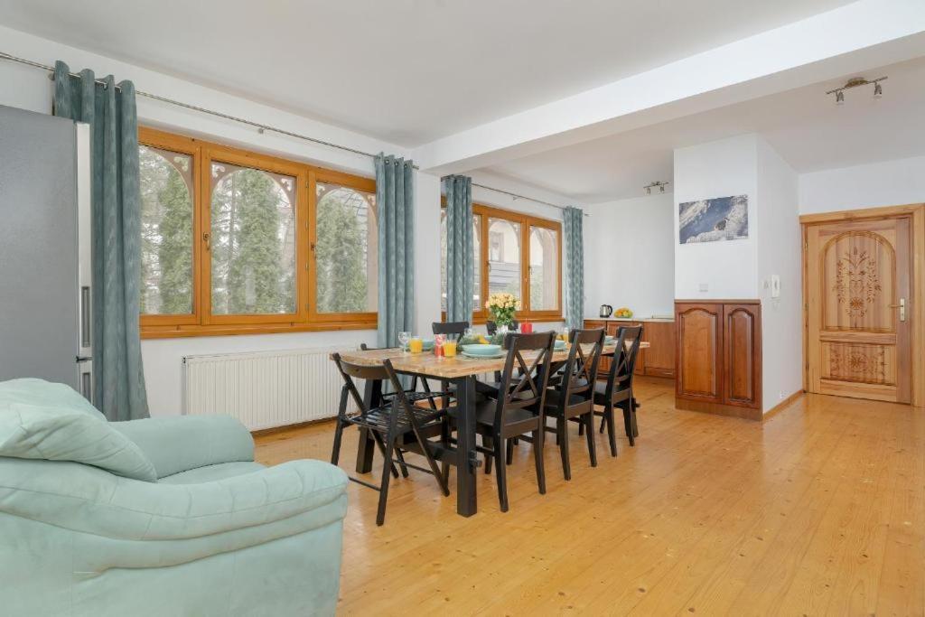 Jaszczurowka Apartment *